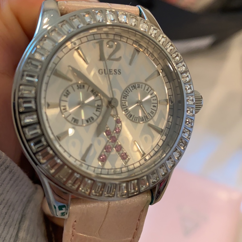 Guess Watch - Picture 2 of 4